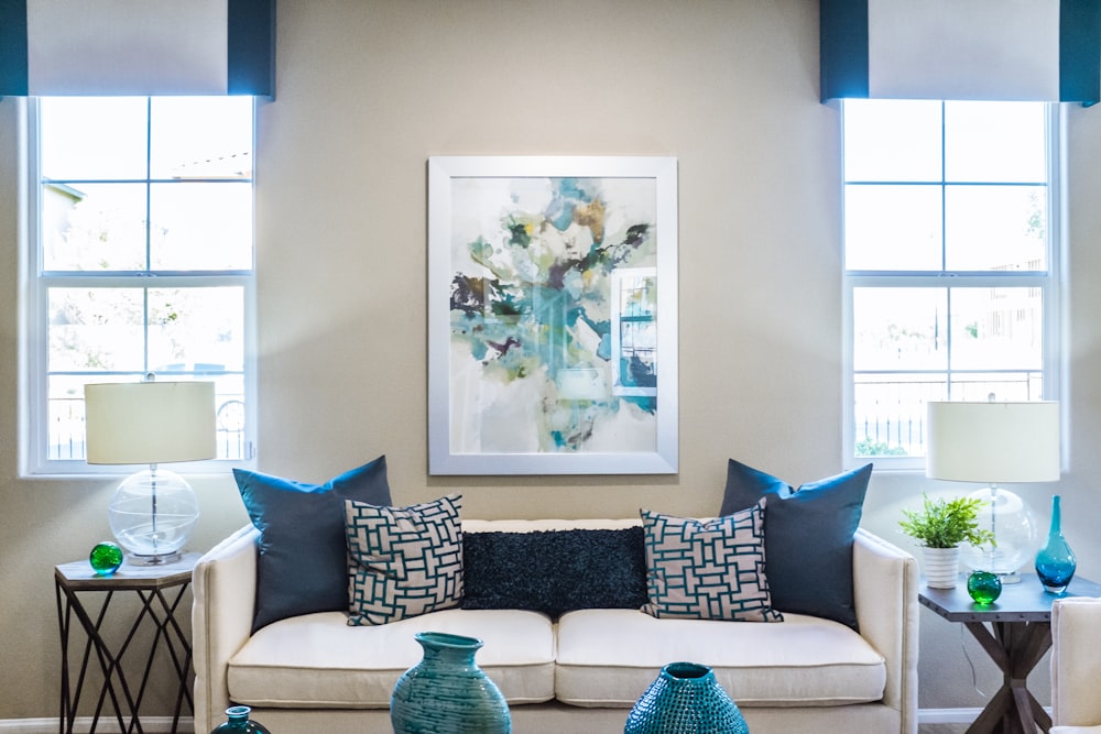 Space-Saving Floating Corner Makeup Vanity Desk Build